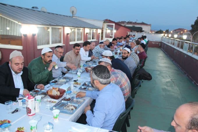 TÜMSİAD, her Salı iftar yemeği düzenliyor
