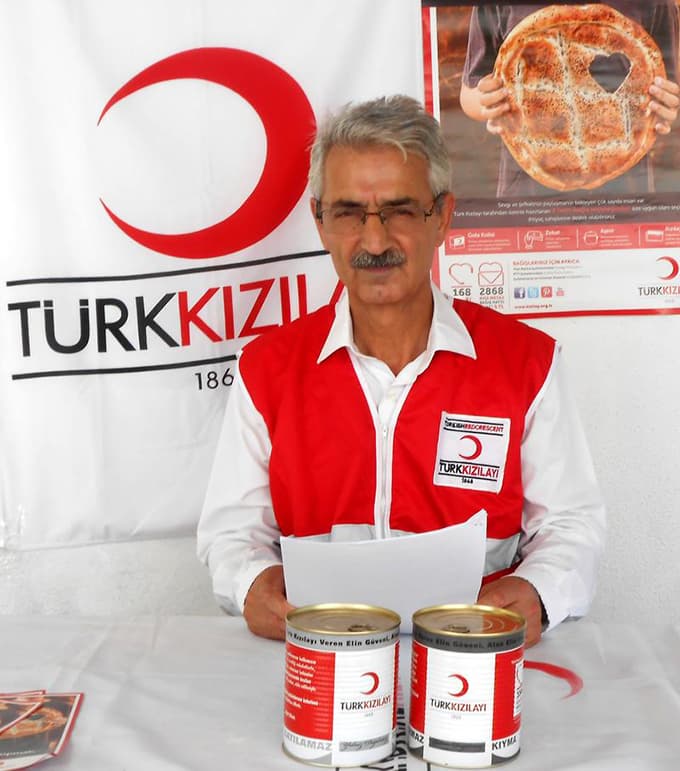 Türk Kızılayı'nda yardım çalışmaları sürüyor