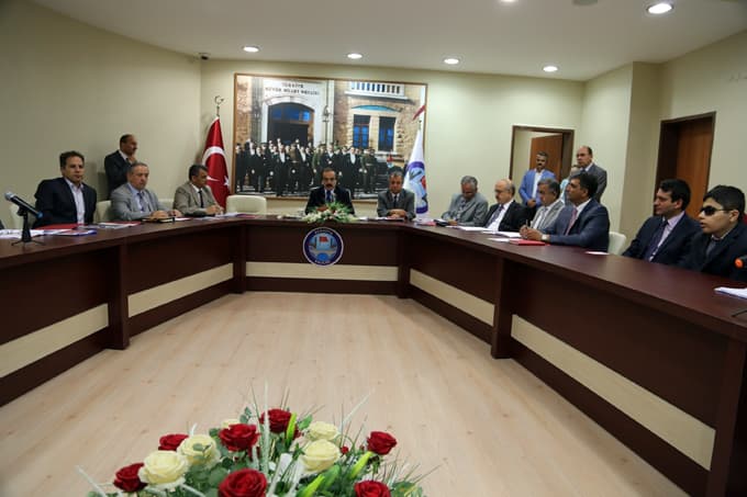 Vali Coş, uyuşturucuyla mücadele için konuştu