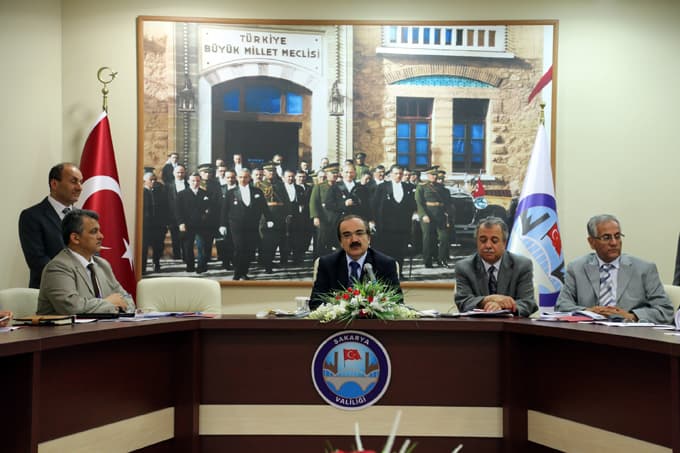 Vali Coş, uyuşturucuyla mücadele için konuştu
