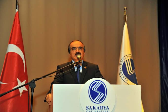 SAÜ'de bölüm birincileri ödüllendirildi