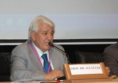 "YÖK Sorunu Yok, Rektör Sorunu Var"