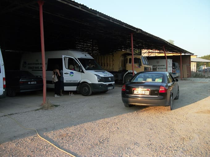 Gezmeye geldi parkta öldü