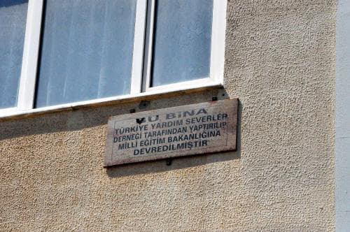 Hayırseverler yaptırdı Belediye satıyor!