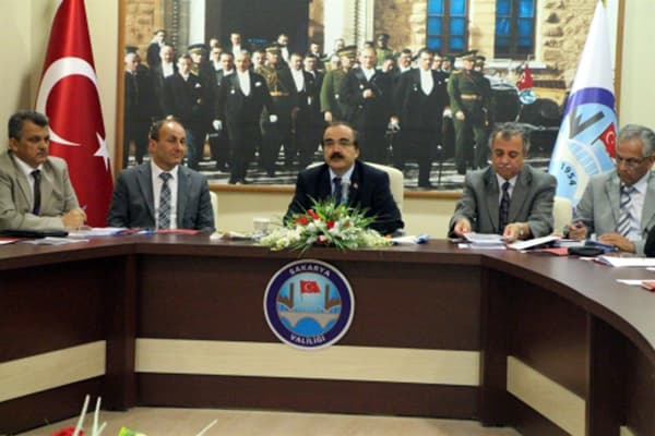 Vali Coş, uyuşturucu konusunda amaçlarını anlattı