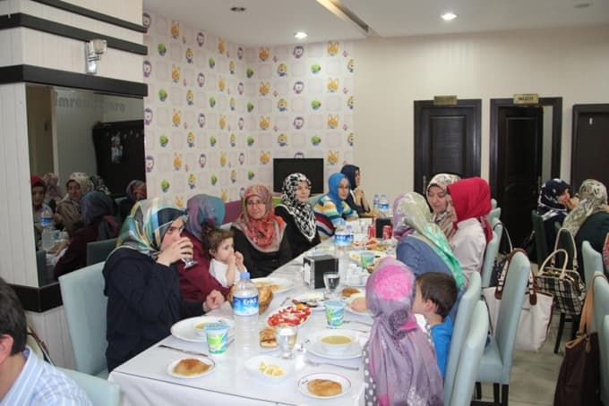 Sakarya Müftülüğü iftar programı düzenledi