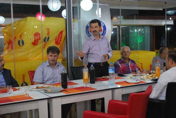 Bem-Bir-Sen Sakarya Şubesi iftar düzenledi
