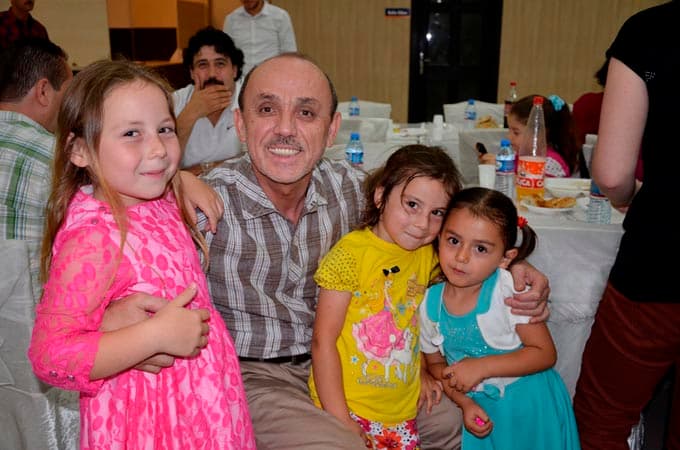 Erenler'de Dünya Yetimler Günü iftarı