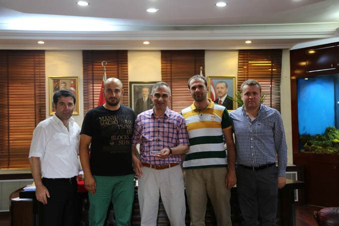Başkan Yılmazer'e teşekkür plaketi