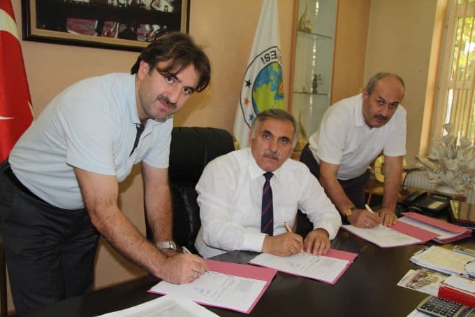 Hendek Belediyesi'nde toplu iş sözleşmesi imzalandı