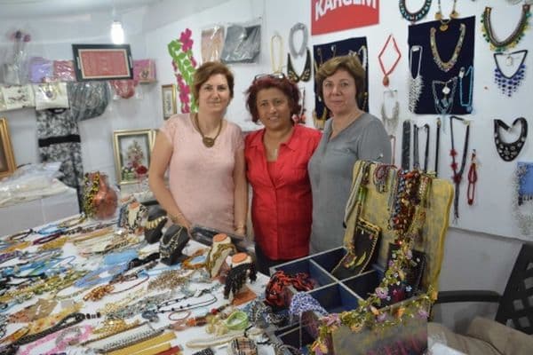 Önce hobi olarak öğrendiler, şimdi satıp para kazanıyorlar