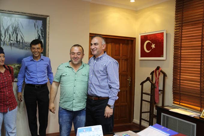 Sapancaspor'un yeni yönetimi Yılmazer'i ziyaret etti