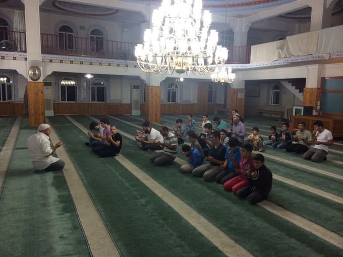 AGD'li gençler Gölbaşı Park'ta iftar yaptı