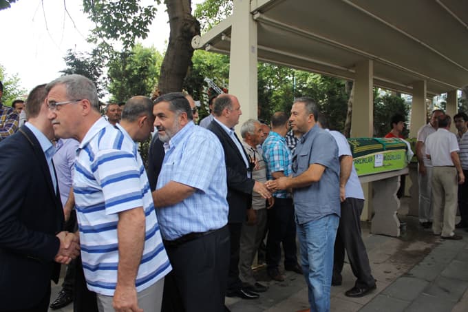 Bekir Bozdağ'ın hukuk danışmanı son yolculuğuna uğurlandı