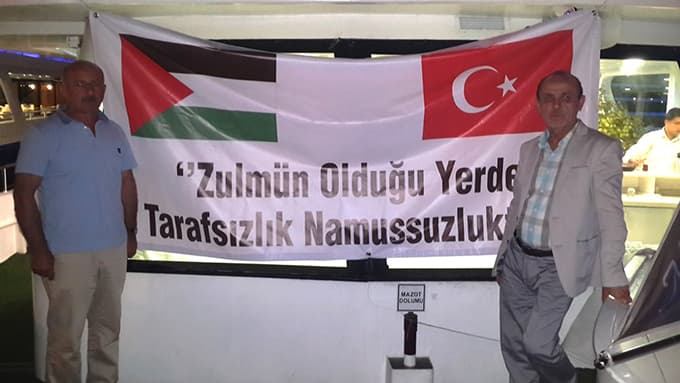 Erenler Belediyesi'nden Boğaz'da iftar programı