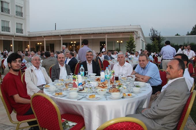 Müftülük ve Diyanet İşleri iftar programı düzenledi