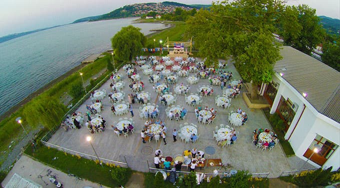 Ak Parti Sapanca Teşkilatı iftarda bir araya geldi