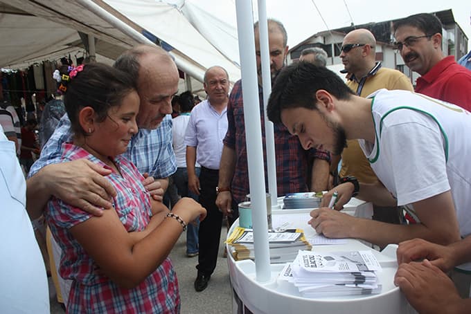 Erenler Belediyesi'nden Gazze'ye yardım kampanyası