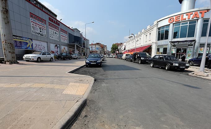 İtfaiye Caddesi asfaltına kavuştu