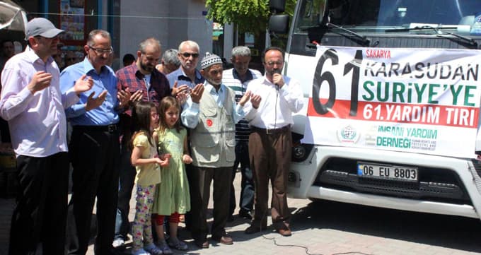 Suriye'ye yardımlar devam ediyor