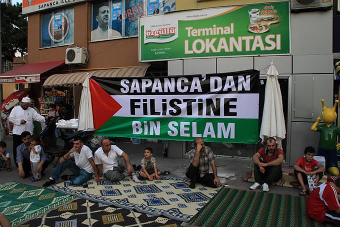 Sapanca'da İsrail protesto edildi
