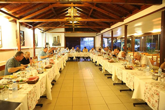 Başkan Yılmazer'den muhtarlara iftar