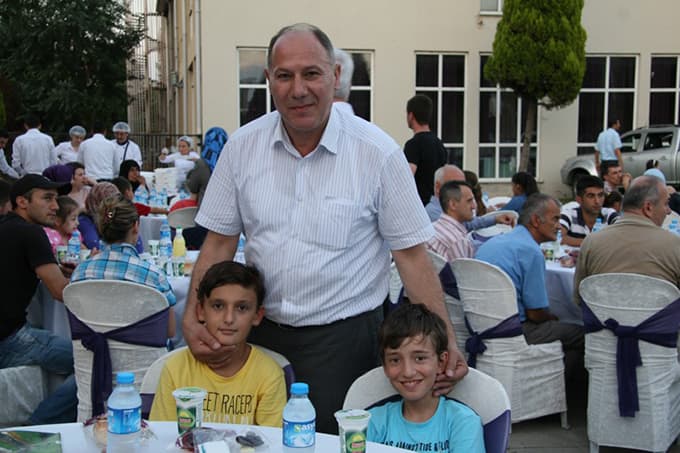 Adapazarı Belediyesi'nin son iftarı Yenigün'deydi