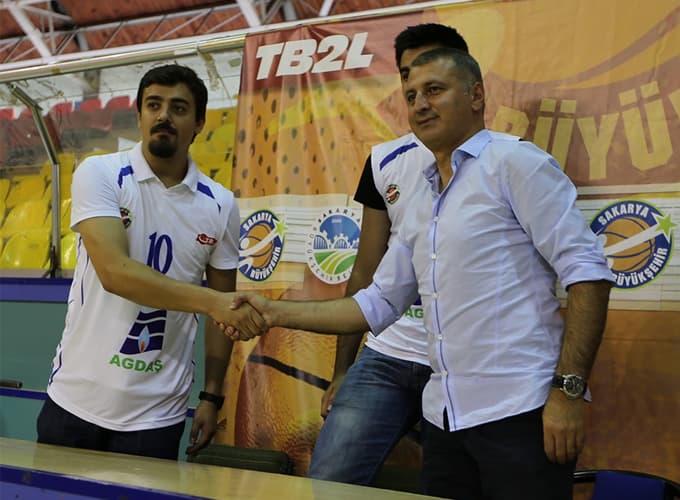 Büyükşehir Basketbol Takımı Lig Yolunda