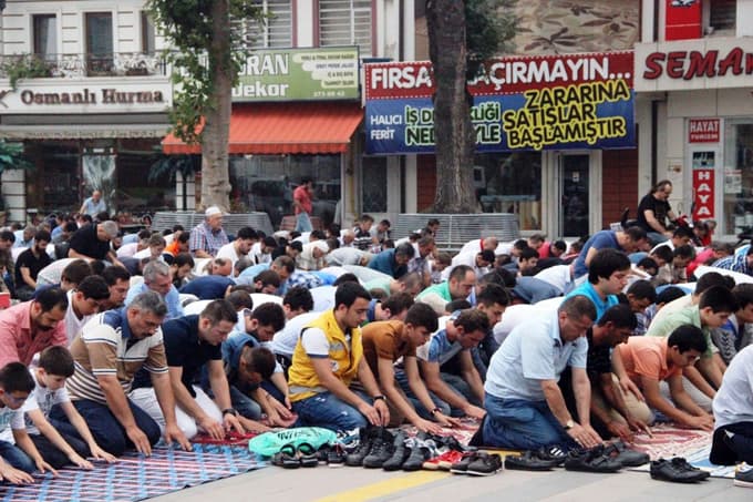 Sakarya'da bayram namazı
