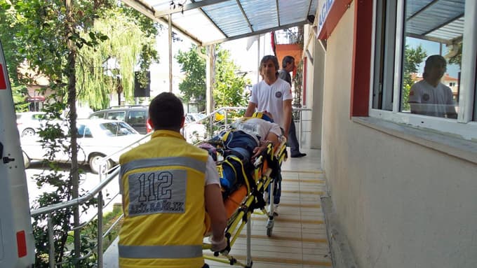Sapanca'da trafik kazası: 2 yaralı