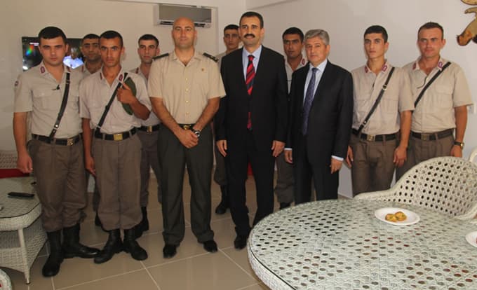 Söğütlü'de bayramlaşma töreni gerçekleşti