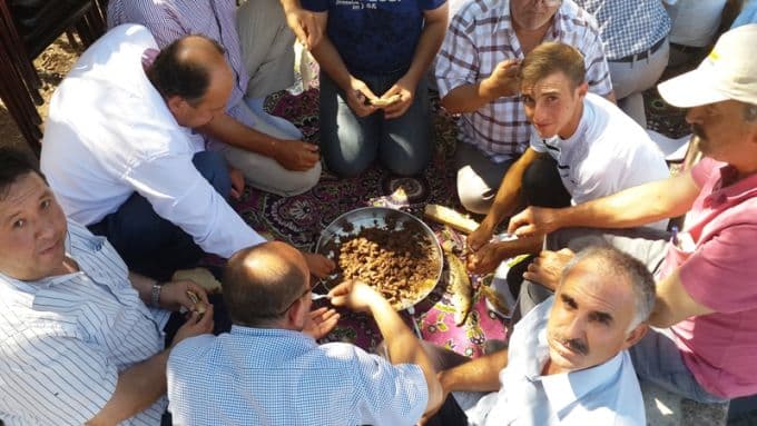 Taraklı'da bayram gelenekleri yaşatılıyor