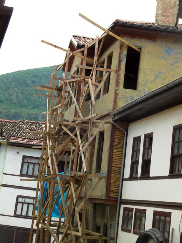 Fenerli Ev'in restorasyonu devam ediyor