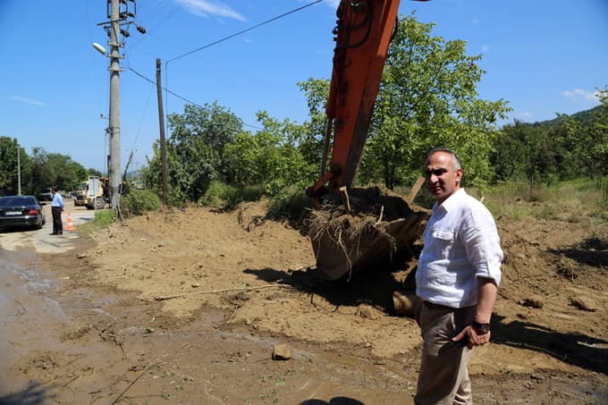 Başkan Yılmazer MYO inşaatında incelemelerde bulundu