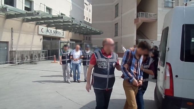 Polisten zehir tacirlerine büyük darbe!