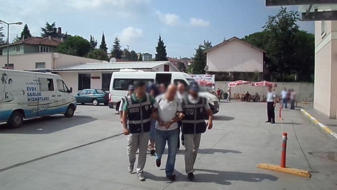 Polisten zehir tacirlerine büyük darbe!