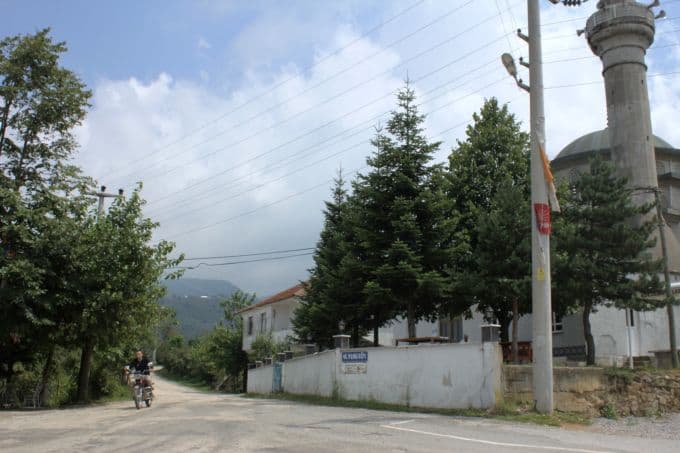 Akyazı'nın Yeniköy Mahallesi'nde Gulyabani korkusu