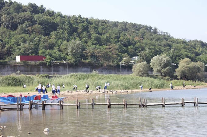 SASKİ, Sapanca kıyılarında temizlik yaptı
