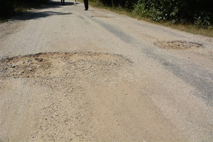 Pamukova Belediyesi bozuk yolları asfaltlayacak