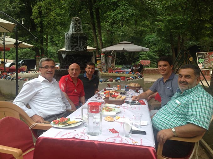 Karateci başkan devrede