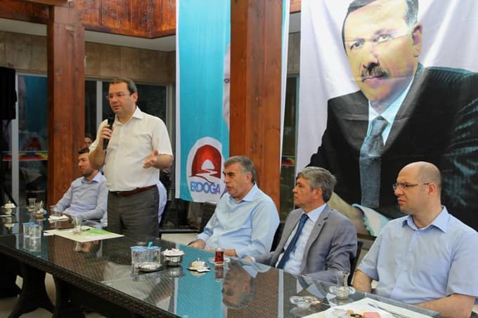 Söğütlü, seçim öncesi kahvaltı programında buluştu