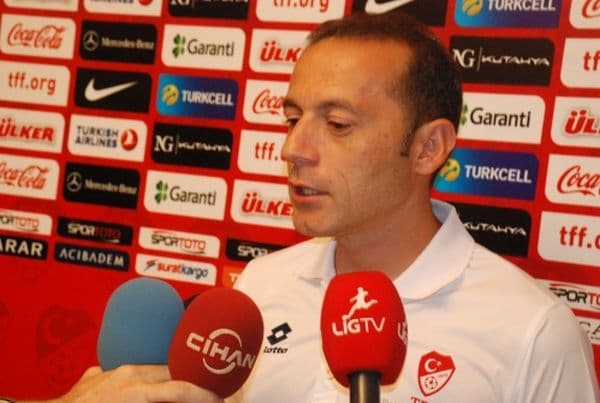 Cüneyt Çakır, "Hatalarımızı en aza indirgemek için çalışıyoruz"