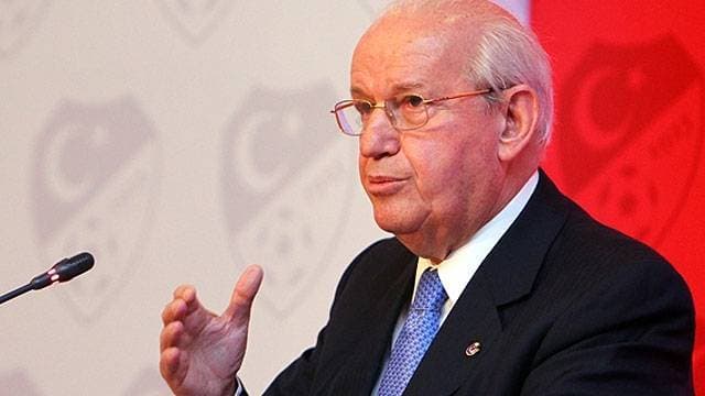 Şenez Erzik, Sapanca'da kulüplerin durumunu değerlendirdi