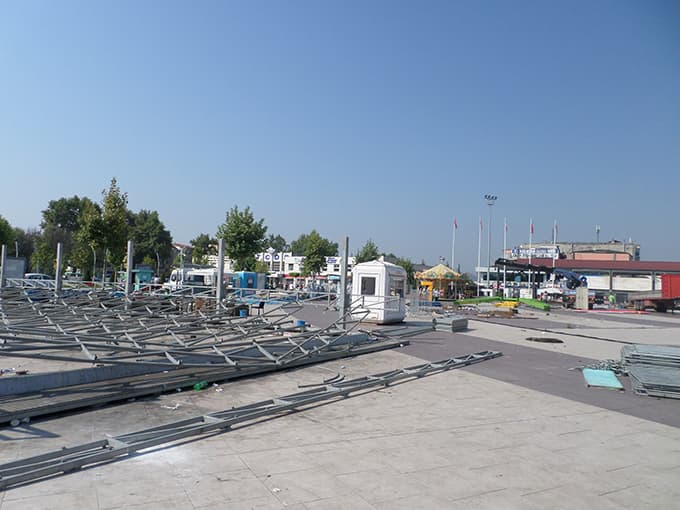 Kent Meydanındaki lunapark şenliği kaldırıldı