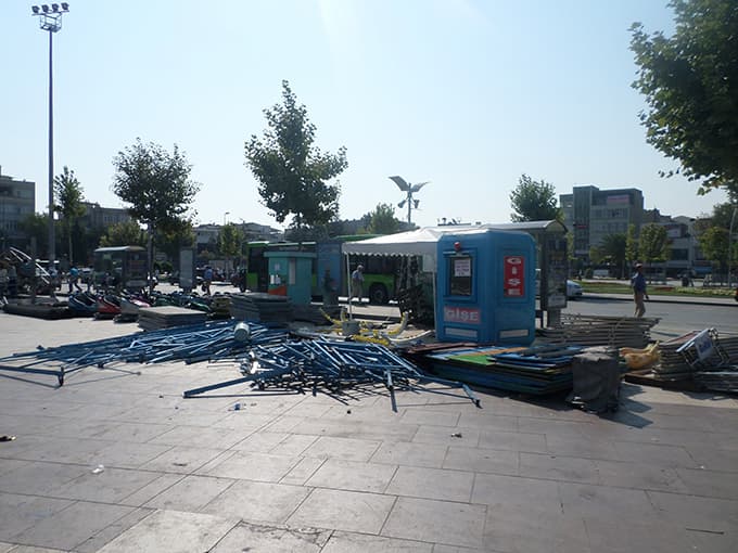 Kent Meydanındaki lunapark şenliği kaldırıldı