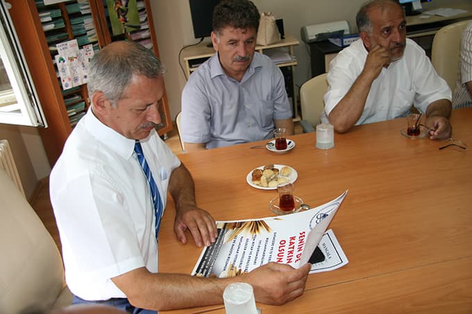 ''Kütüphaneme senin de katkın olsun''