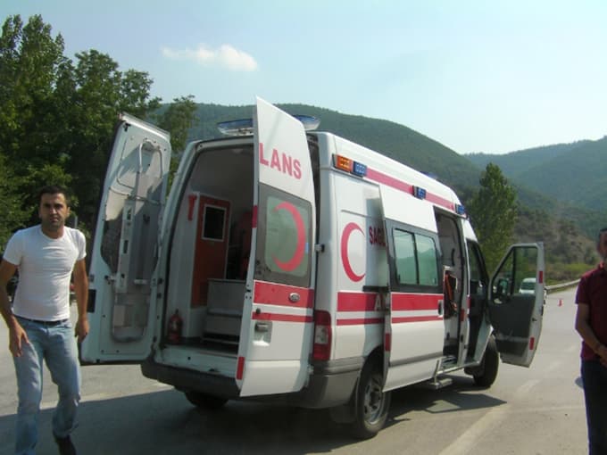 Taraklı'da trafik kazası: 5 yaralı!