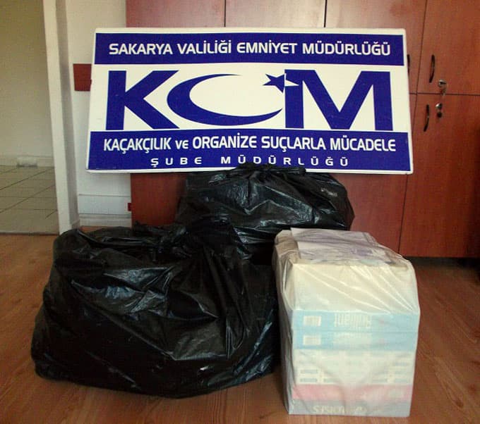 Gümrük kaçağı bin 557 paket sigara ele geçirildi