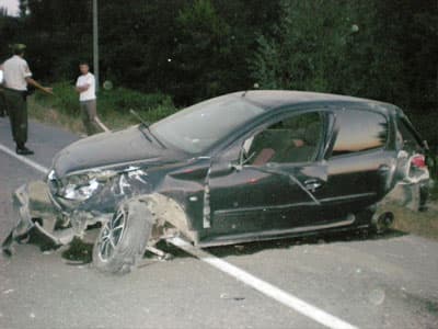 Akyazı'da Trafik Kazası: 2 Yaralı