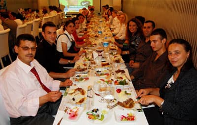 Güleryüz Ailesi İftarda Buluştu